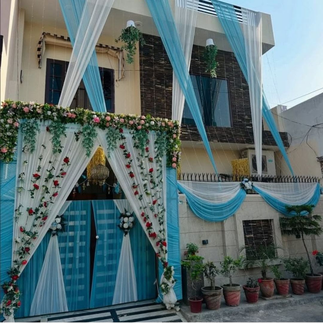 House Warming Decor
